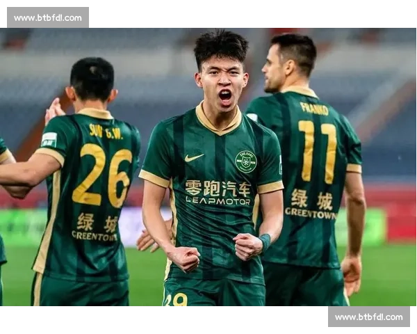 王钰栋回应传中质疑：我就是全能战士！